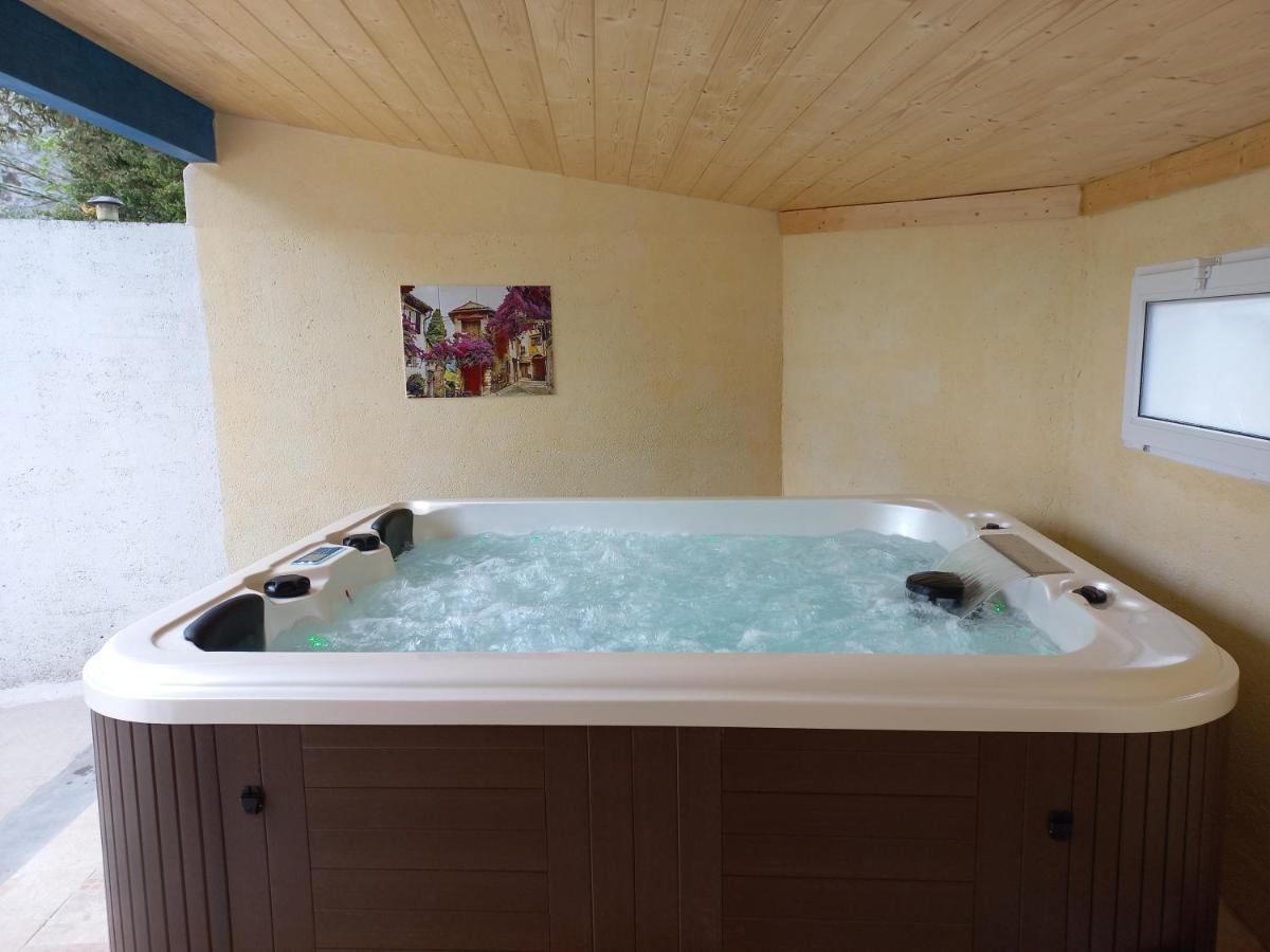 Gites De Plos Appart Chalet Piscine Spa Anduze Kültér fotó